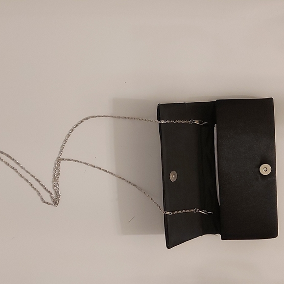 Evening Clutch - Picture 2 of 3